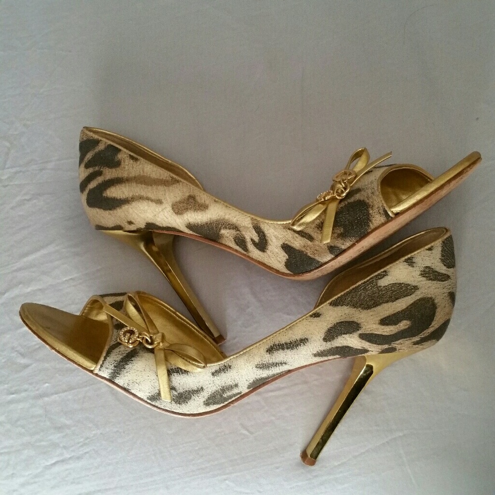 G0RgE0uS GuEss By MarCian0 G0lden le0Pard LeAtHeR aLL 0VeR - Picture 2 of 10